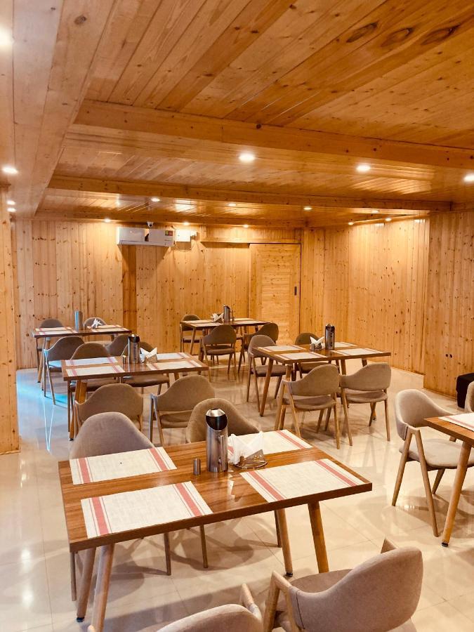 Vista Resort Near Mall Road Manali - Centrally Heated & Air Cooled Zewnętrze zdjęcie