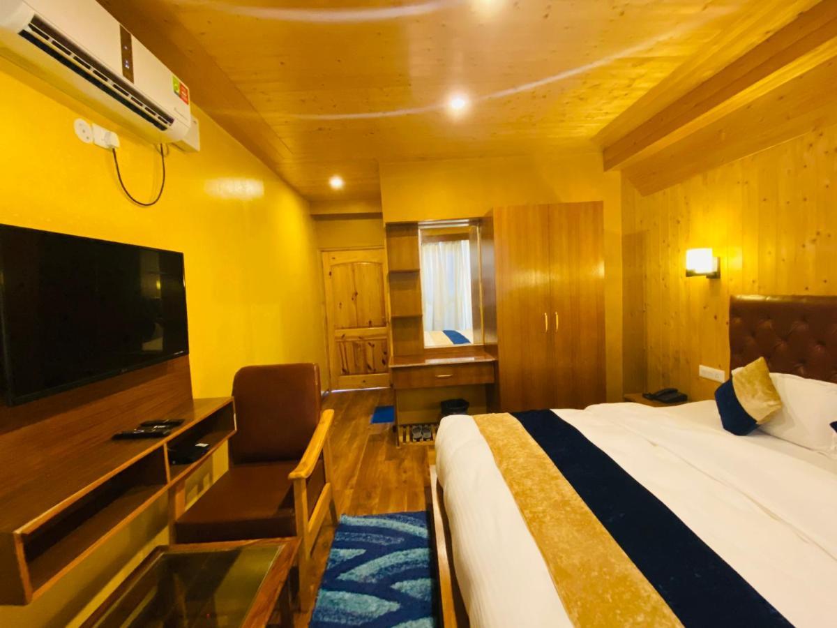 Vista Resort Near Mall Road Manali - Centrally Heated & Air Cooled Zewnętrze zdjęcie