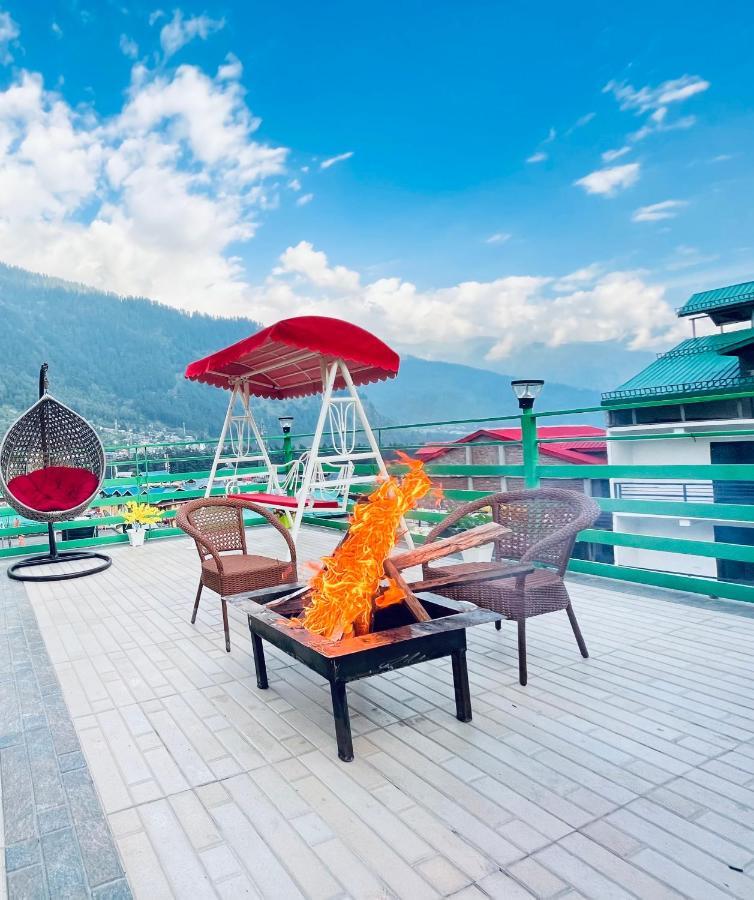 Vista Resort Near Mall Road Manali - Centrally Heated & Air Cooled Zewnętrze zdjęcie